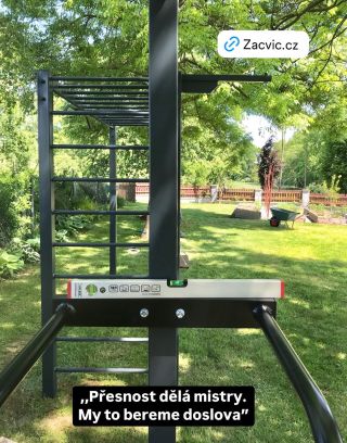 🔩Každou konstrukci montujeme s důrazem na přesnost a detail. 👉Více na www.zacvic.cz👈